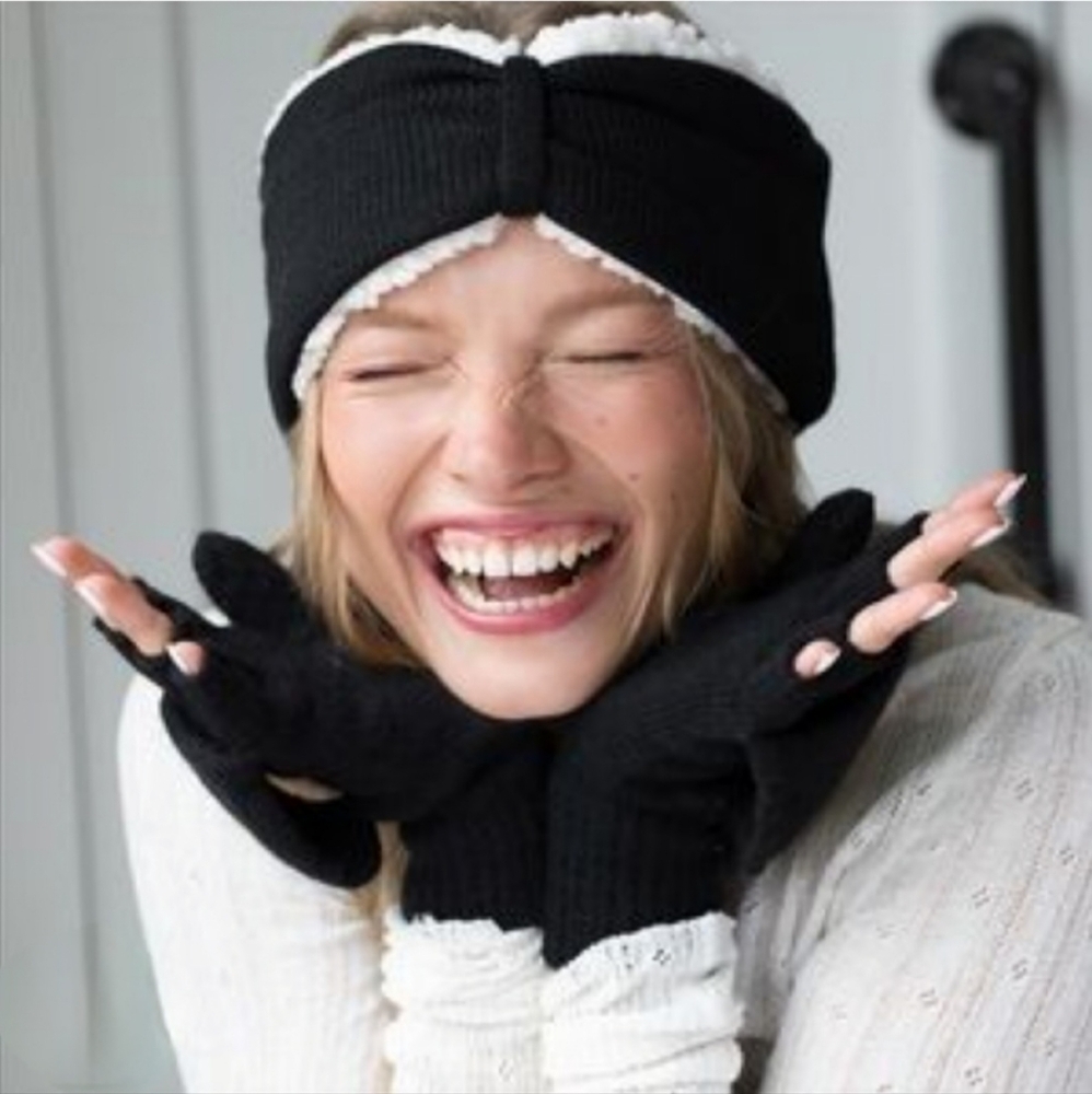 NWT Bearpaw Sherpa Knit Headband and Gloves Set Women's OS One Size